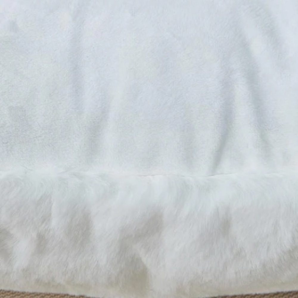 Elegant Black Faux Chinchilla Fur Pillow - Picture 4 of 5